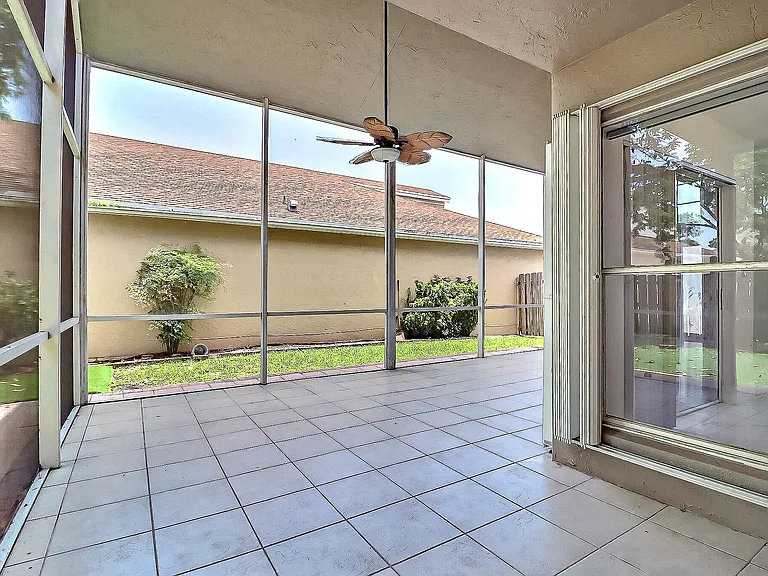 9401 Aegean Dr — Photo 25