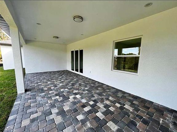 4th image of 2566 Music Ln