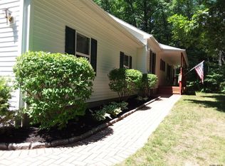 10 Carefree Ln, Lake George, NY 12845