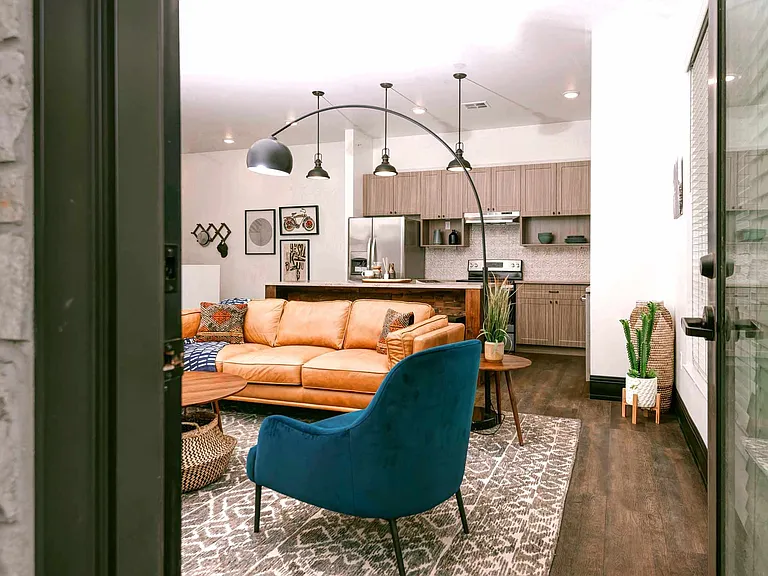Quarry Town Apartments — Photo 10