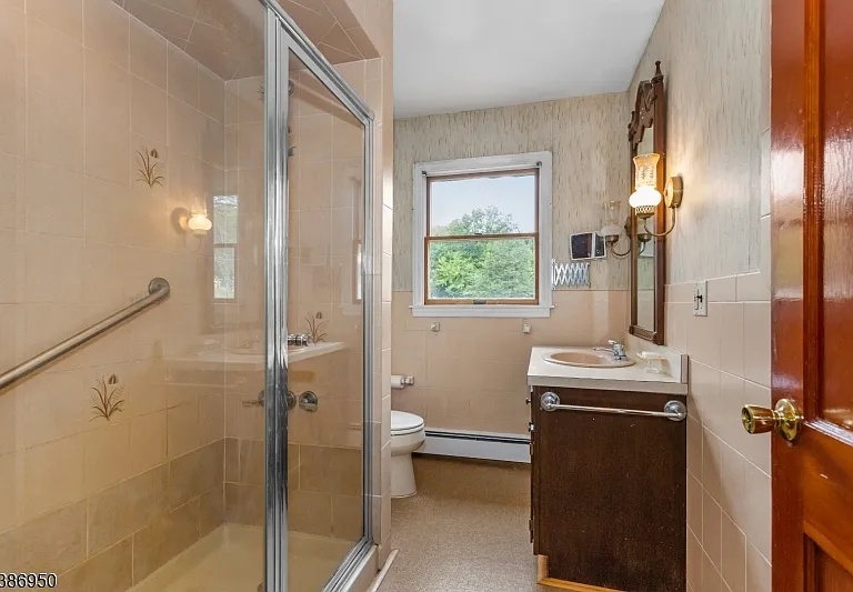 87 Glen Rd — Photo 13