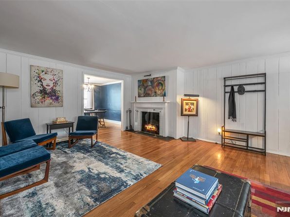 68 Dwight Pl #C, Englewood, NJ 07631