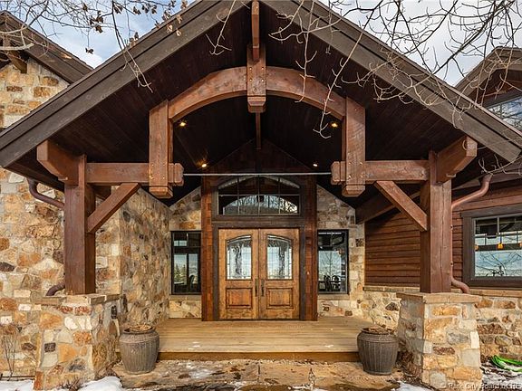 2nd image of 7698 Glenwild Dr