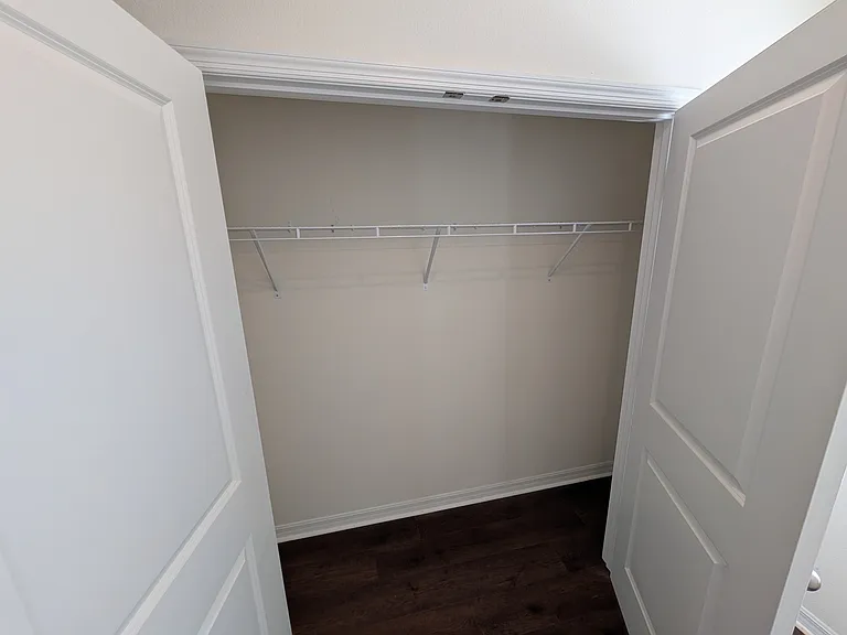 2926 Suncoast Plains Dr — Photo 14