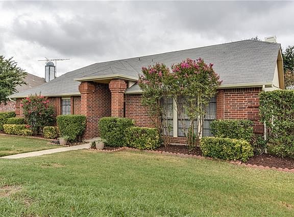 2nd image of 4313 Queen Cir