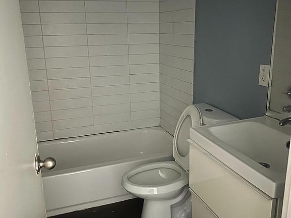 3rd image of 1327 N 16th St