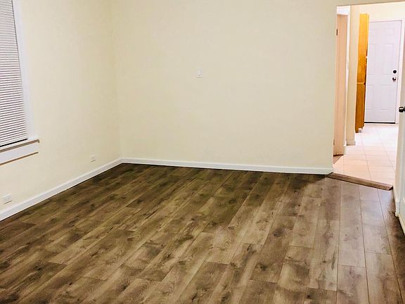3rd image of 9125 85th Ave #1