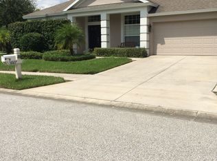 31027 Creekridge Dr, Zephyrhills, FL 33543