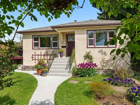 38 Slocan St N, Vancouver, BC V5K 3L9