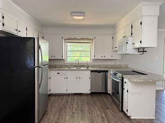 2nd image of 131 Patalanda Rd