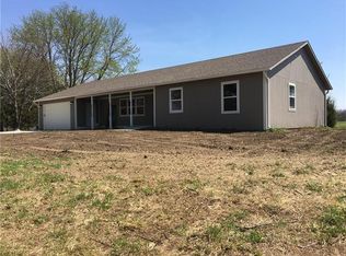 8923 Stillhouse Rd, Liberty, MO 64068