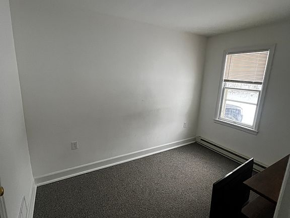 2nd image of 7013 Schuss Mountain Rd