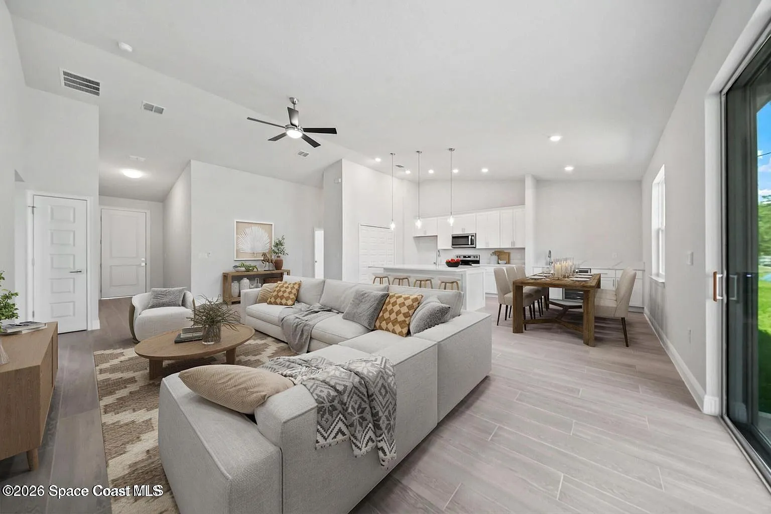 4 bed, 3.0 bath, 2028 sqft, $2,895 — Photo 2