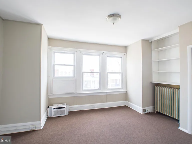 5750 N Lambert St — Photo 10