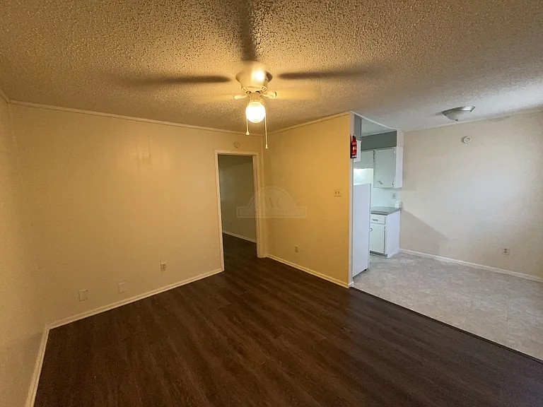 106 W Hoover St, Killeen — Photo 4