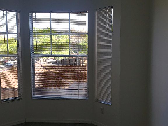 4th image of 5554 Metrowest Blvd APT 202