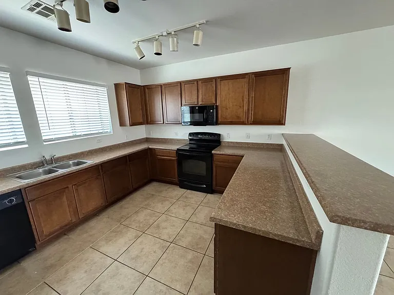 240 W Juniper Ave #1032 — Photo 7