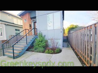 2491 SE 67th Ave #B, Portland, OR 97206