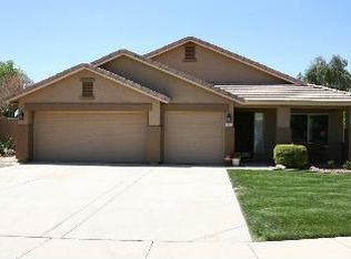 902 N John Way, Chandler, AZ 85225