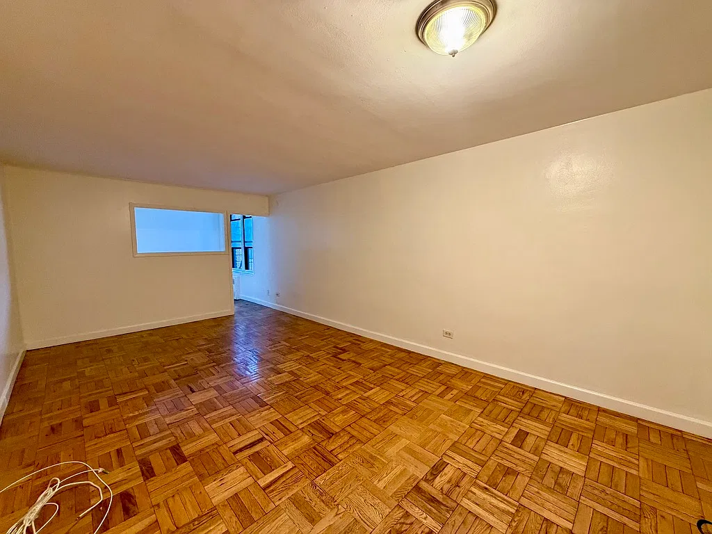 315 Ovington Avenue — Photo 2