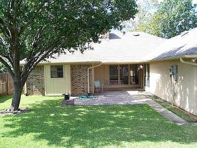 2nd image of 3202 Sugarbush Dr