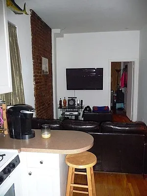 Rented by Maz Group NY | media 21