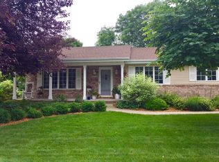 3009 E Lourdes Dr, Appleton, WI 54915