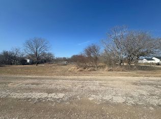 705 W 6th Ave, Nordheim, TX 78141