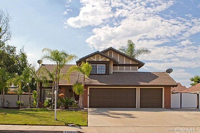 1st image of 25387 Lacebark Dr
