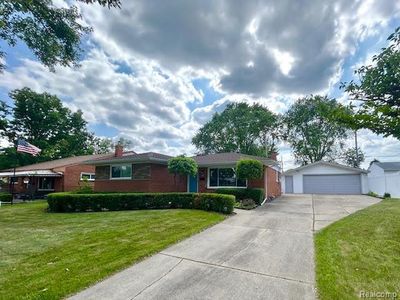 30821 Longfellow Ave, Madison Heights, MI, 48071