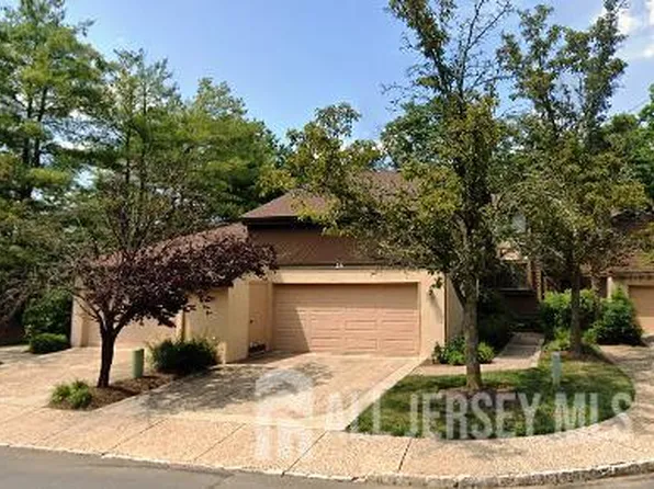 251 Sayre Dr, Princeton, NJ 08540