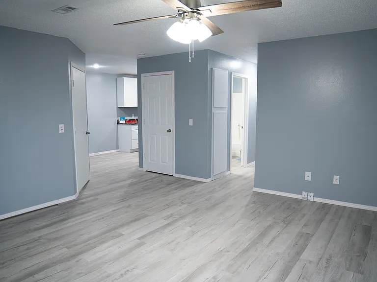 5701 Samantha St #B — Photo 6