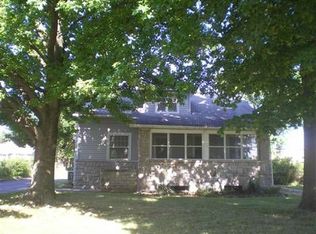 1721 S Baker Blvd, Carthage, MO 64836