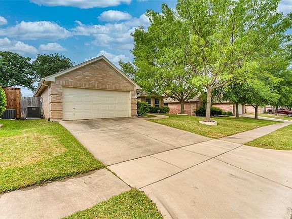 2nd image of 5640 Sugar Maple Dr
