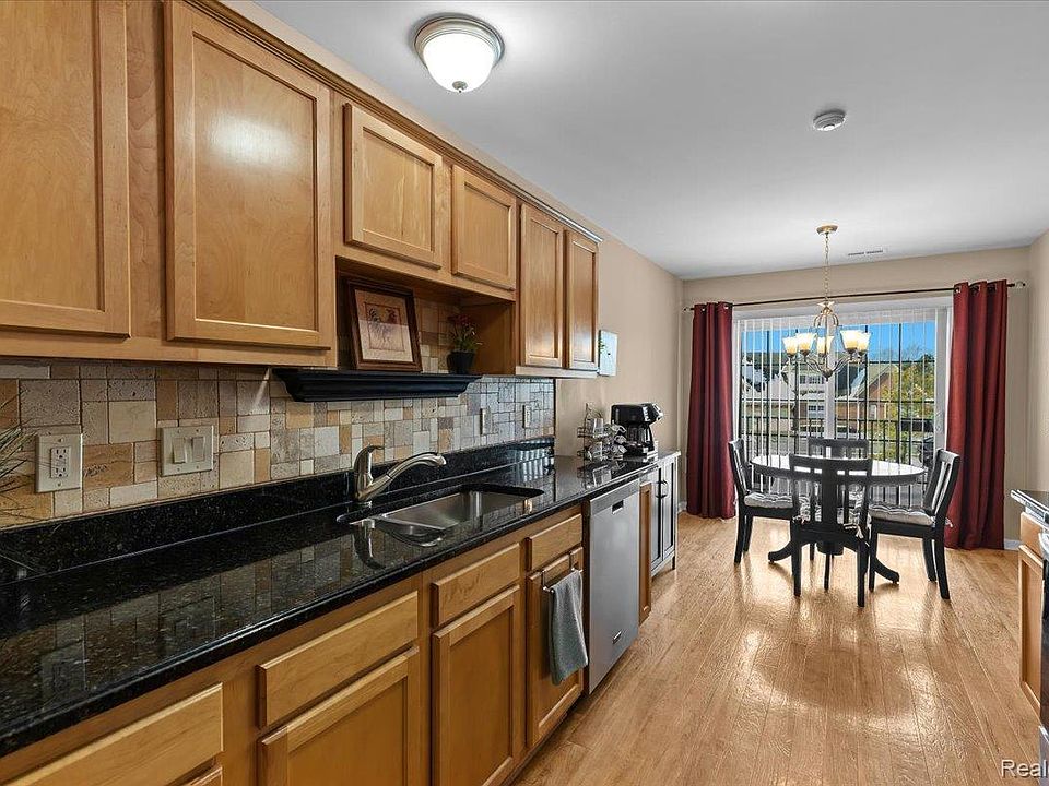 4016 Cornerstone Dr, photo 23