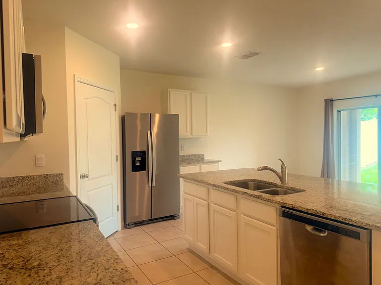 5359 Cedar Point Way — Photo 4
