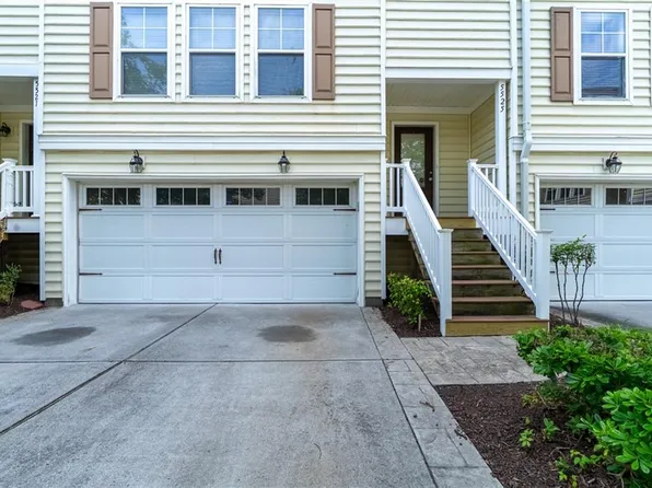 5525 Taylors Walke Ln, Virginia Beach, VA 23462