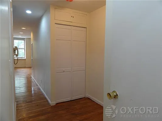 Rented by Oxford Property Group | media 19