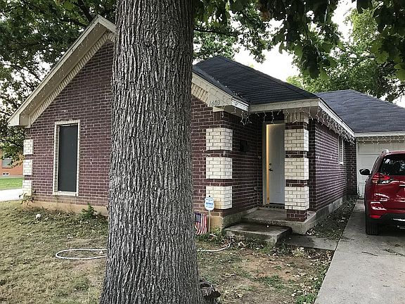 3rd image of 1403 Owega Ave