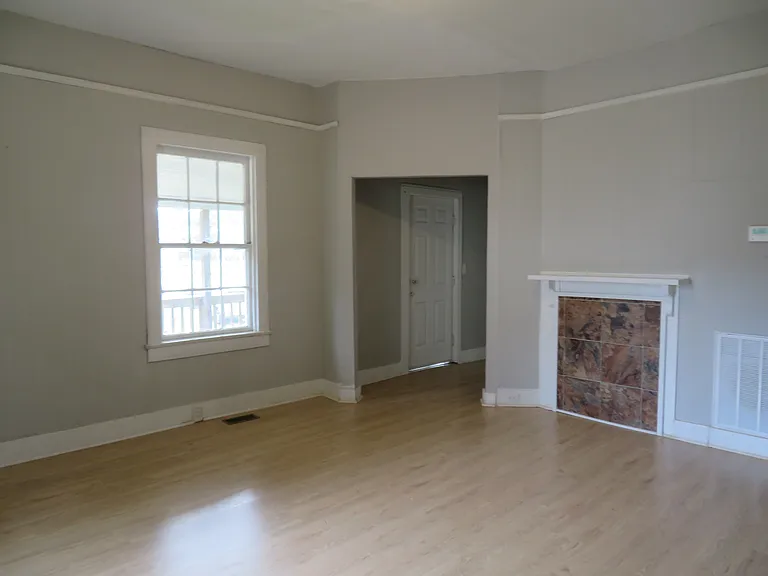 516 Hudgens St — Photo 3