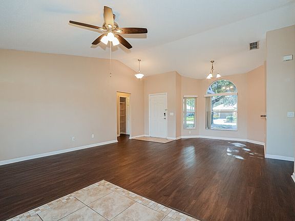 4th image of 1451 Stoneywood Way