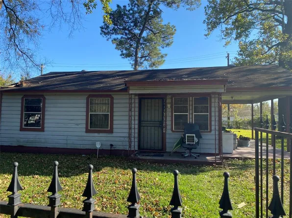 7814 Pereida St, Houston, TX 77028