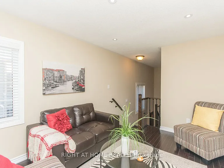 3053 Janice Dr — Photo 9