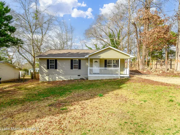 1519 7th St, Alexander City, AL 35010