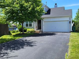 2222 N Cheswick Ct, Round Lake Beach, IL