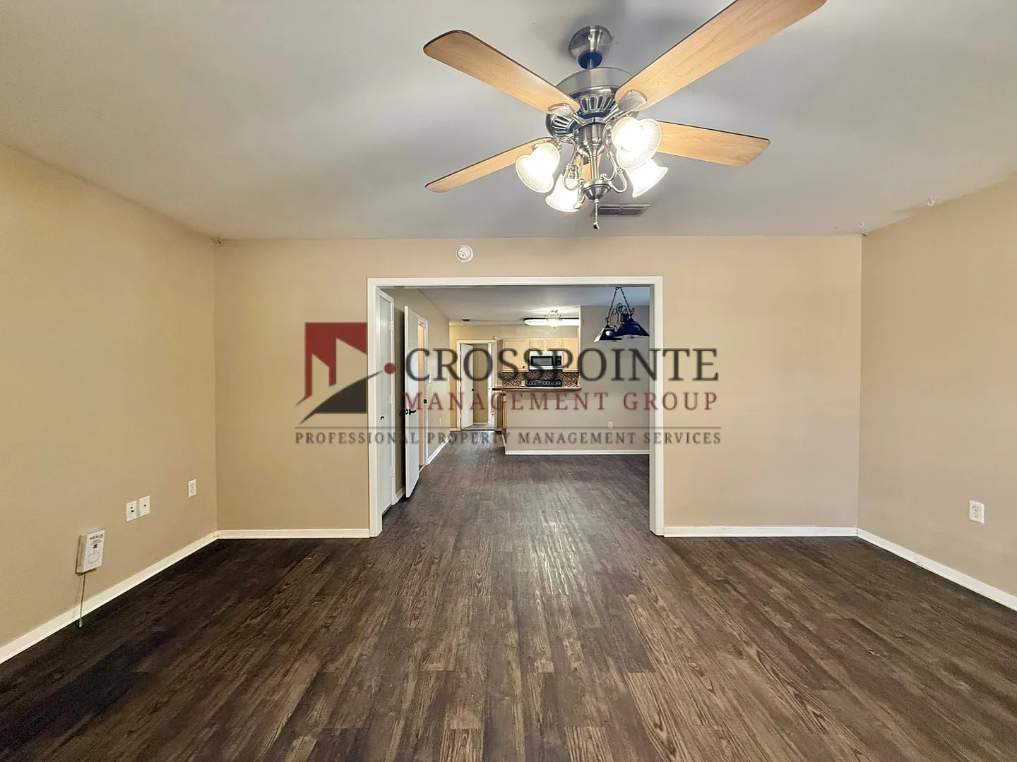 Spacious 3 Bedroom in Whitehouse! — Photo 3