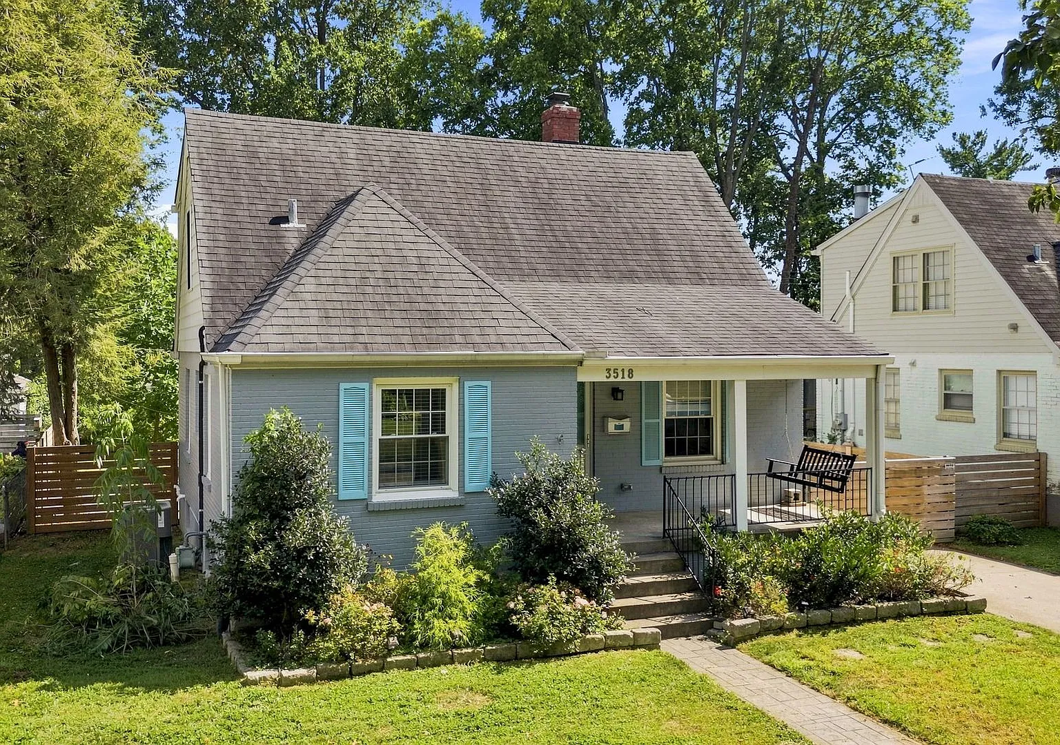 Fall in Love with this St Matthews Charmer — Photo 3