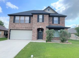 822 Tracys Xing, New Braunfels, TX 78130