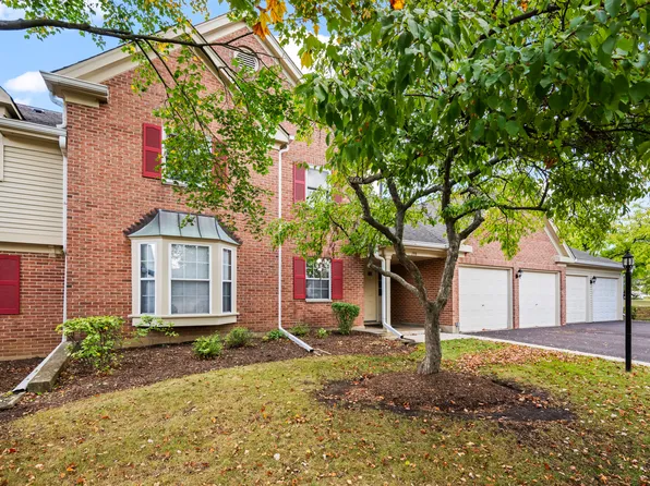 198 Camden Ct Unit Z2, Schaumburg, IL 60194