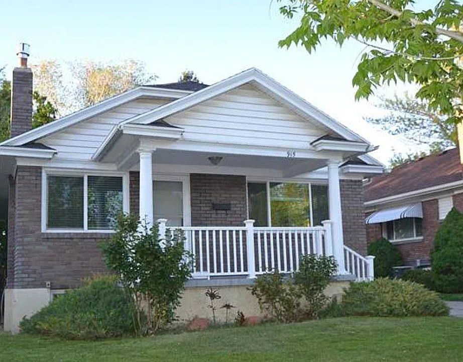 1st image of 915 E Simpson Ave